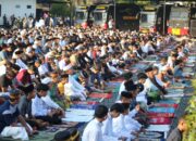 Brimob Polda Sultra Gelar Sholat Idul Adha dan Penyembelihan Hewan Kurban