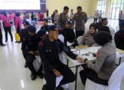 Setetes Darah untuk Negeri: Brimob Sultra Ambil Bagian dalam Aksi Kemanusiaan Donor Darah HUT Bhayangkara ke-79