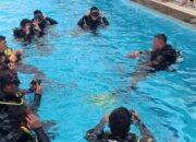 Tingkatkan Kemampuan, Satbrimob Polda Sultra Gelar Latihan Selam Dasar Polri