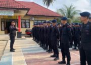Personel Satbrimobda Sultra BKO Polres Konawe Selatan Laksanakan Apel Pagi di Polsek Angata, Teguhkan Disiplin dan Tanggung Jawab Tugas