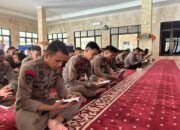 Perkuat Iman dan Taqwa, Personel Brimob Polda Sultra Gelar Pembinaan Rohani di Masjid At-Taqwa