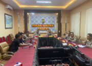 Dansat Brimob Polda Sultra Hadiri Paparan Kesiapan Pengamanan Aksi Unjuk Rasa di Kabupaten Kolaka
