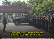 Jaga Khidmat Prosesi Adat, Satbrimob Polda Sultra Pertebal Pengamanan Pengukuhan Raja (Bokeo) Mekongga di Kolaka