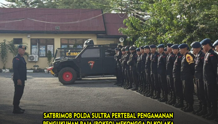 Jaga Khidmat Prosesi Adat, Satbrimob Polda Sultra Pertebal Pengamanan Pengukuhan Raja (Bokeo) Mekongga di Kolaka