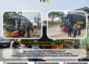 Satuan Brimob Polda Sultra Antar Siswa Kendari dengan Bus Sekolah Gratis sebagai Wujud Kepedulian Pendidikan