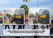 Wujud Pengabdian kepada Masyarakat, Brimob Polda Sultra Gelar Pengantaran Siswa dengan Bus Sekolah Gratis