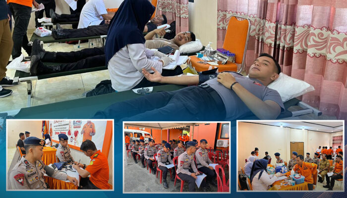 Personel Sat Brimob Polda Sultra Ikuti Donor Darah dalam Rangka HUT Basarnas ke-54 di Kendari