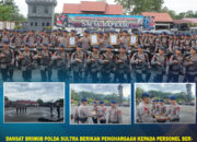 Dansat Brimob Polda Sultra Berikan Penghargaan kepada Personel Berprestasi, Wujud Apresiasi atas Dedikasi dan Loyalitas