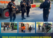 Personel Detasemen Gegana Satbrimob Polda Sultra Laksanakan Pengamanan dan Pengawalan Tahanan KPK RI pada Sidang Tipikor di Pengadilan Tipikor Kendari