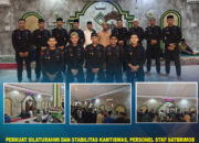 Perkuat Silaturahmi dan Stabilitas Kamtibmas, Personel Staf Satbrimob Polda Sultra Laksanakan Tarawih Kamtibmas di Masjid Nurul Ikhlas