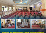 Memperkuat Iman dan Kebersamaan, Personel Satbrimob Polda Sultra Gelar Binrohtal Bersama Bhayangkari di Masjid At-Taqwa