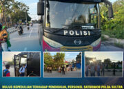 Wujud Kepedulian terhadap Pendidikan, Personel Satbrimob Polda Sultra Hadirkan Bus Gratis Antar Pelajar