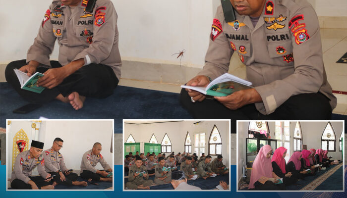 Personel Batalyon C Pelopor Satbrimob Polda Sultra Laksanakan Binrohtal di Masjid Al-Ikhlas untuk Perkuat Iman dan Integritas