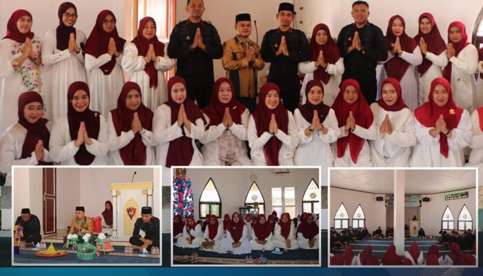 Personel Batalyon C Pelopor Satbrimob Polda Sultra Gelar Perayaan Maulid Nabi Muhammad SAW di Masjid Al-Ikhlas