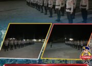 Personel Kompi Siaga Batalyon B Pelopor Satbrimob Polda Sultra Laksanakan Apel Malam dalam Rangka Menjaga Kamtibmas di Kota Baubau